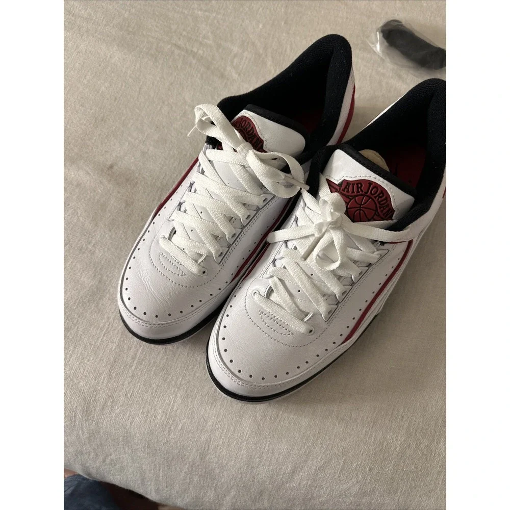 Size 9 - Air‎ Jordan 2 Retro 2016 Low Chicago Very Nice
